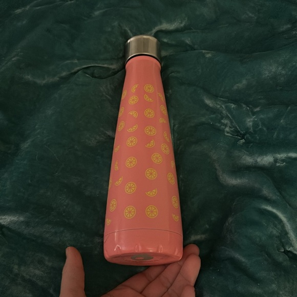 EUC Sip by Swell stainless steel 15oz Lemon Drop Water Bottle - Picture 4 of 6